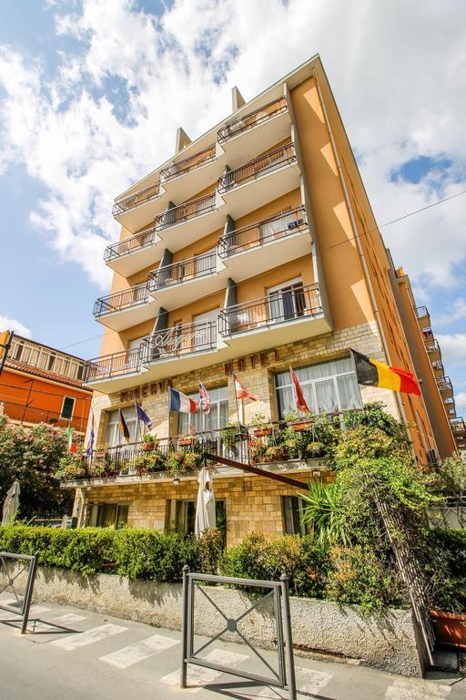 Hotel Minerva Pietra Ligure Exterior photo