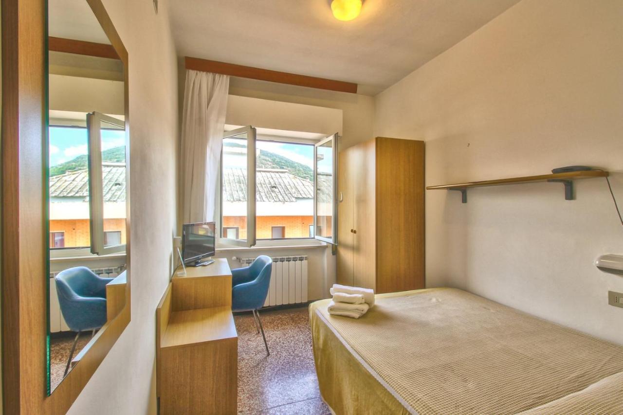 Hotel Minerva Pietra Ligure Exterior photo